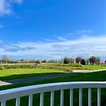 莫拉达斯特昂德奥斯摆德库伦斯伯恩酒店 Ostseebad Kühlungsborn