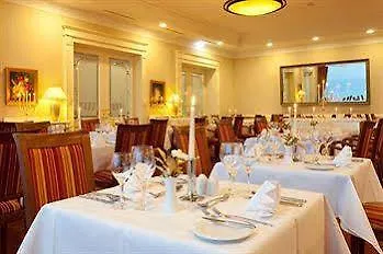 מלון Morada Strandhotel Ostseebad 4*