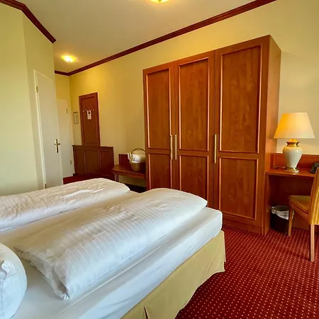 Morada Strandhotel Ostseebad 4*