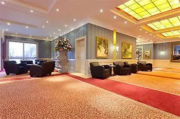 Morada Strandhotel Ostseebad מלון 4*