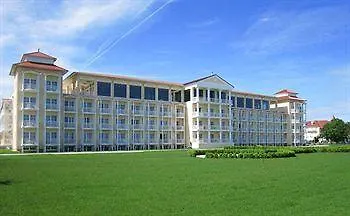 Morada Strandhotel Ostseebad מלון 4*