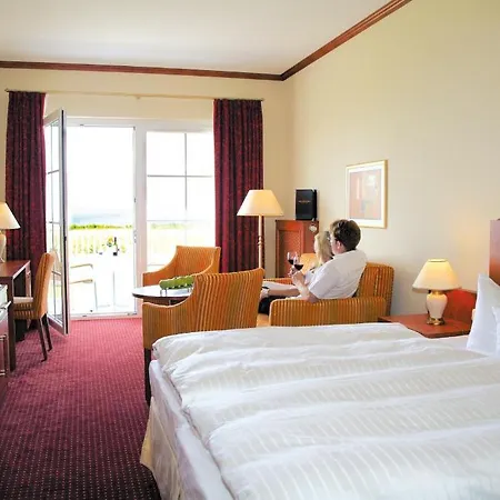 Morada Strandhotel Ostseebad 4*